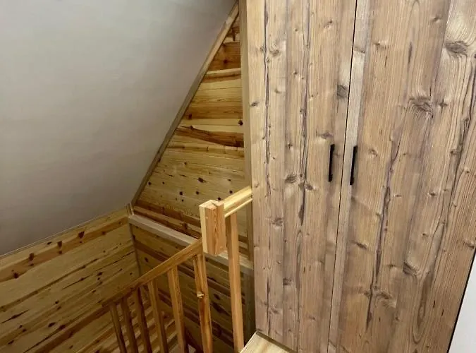 Vila Mokrogorski Konaci *